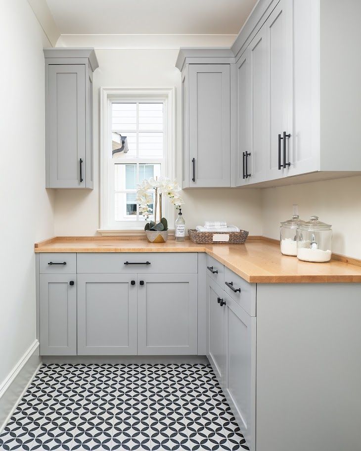 326 Dover4-custom-cabinets-carousel