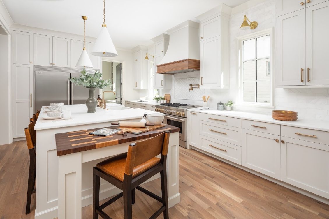 511 McAlway-ForWeb-35-custom-cabinets-carousel