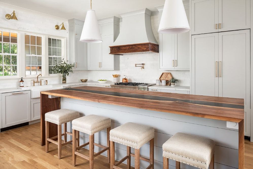 616 McAlway3-custom-cabinets-carousel